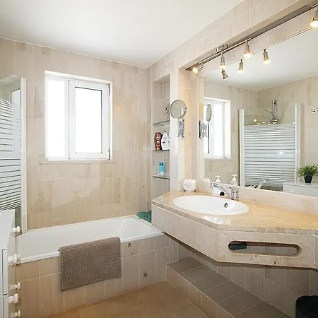 公寓 Penthouse Rentalbufeira *